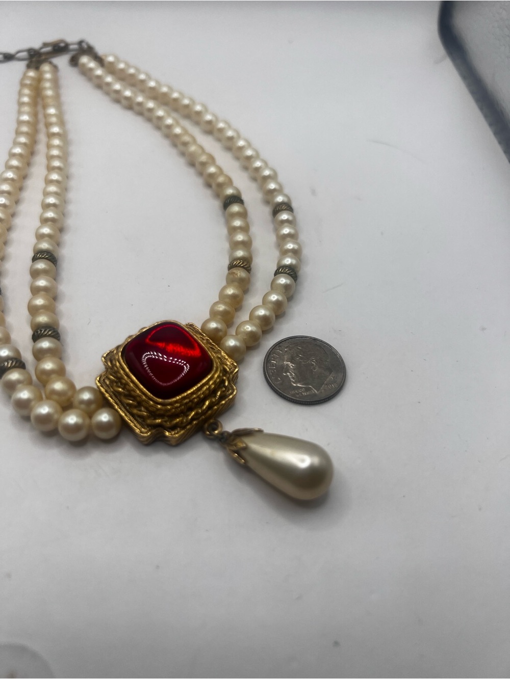 Vintage 1928 Pearl Double strand Necklace with red glass pendant and pearl - Picture 8 of 10